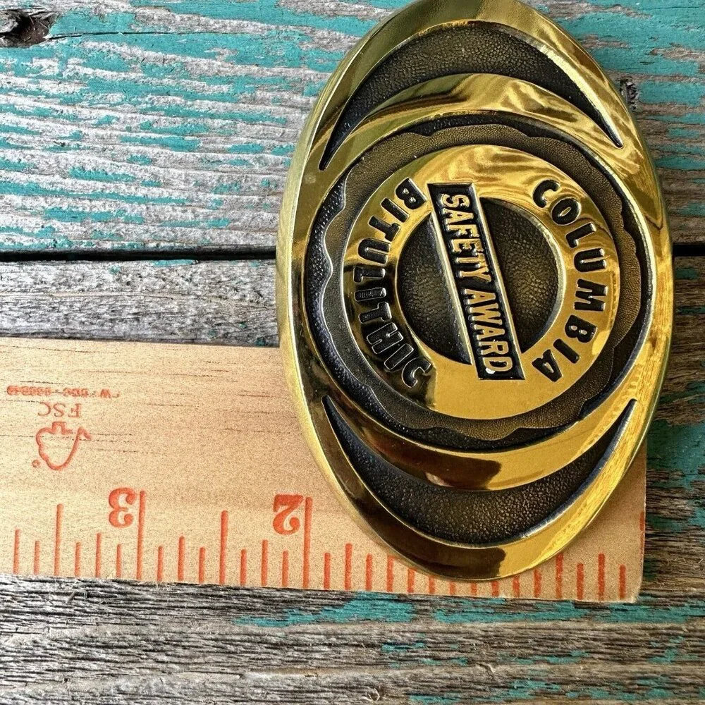 Vintage Columbia‎ Bitulithic Lafarge Brass Belt Buckle Oval Shape Safety Award